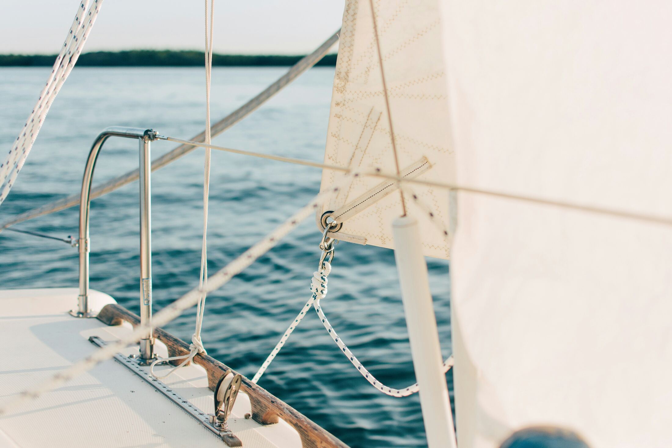 Sailing school activity on the water 2